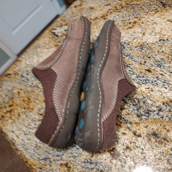 Simple Brown Slip-On Comfortable Slippers Shoes Size 10 - Picture 6 of 12